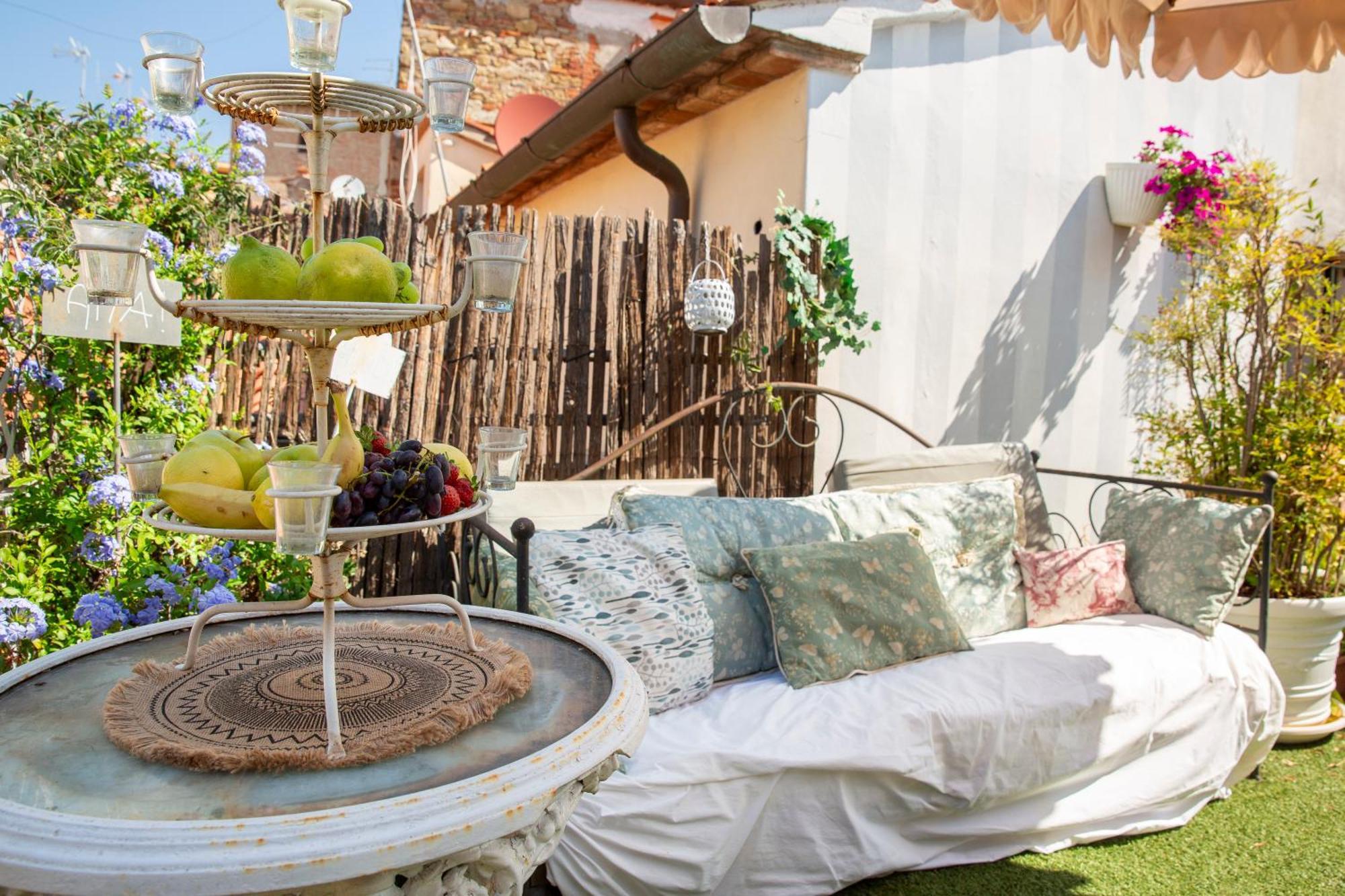 Bibi Boutique Arezzo Living Suite Rosafragola & Verdeconiglio 外观 照片
