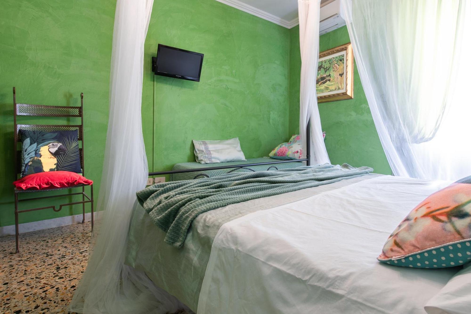 Bibi Boutique Arezzo Living Suite Rosafragola & Verdeconiglio 外观 照片